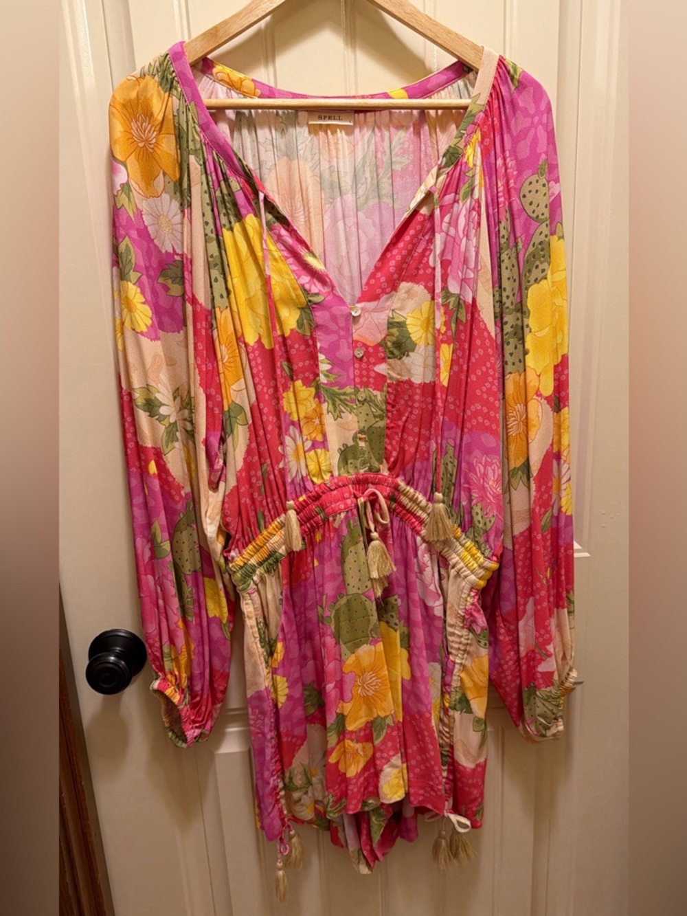 Spell Joshua Tree Drawstring Shorts Romper. Size L. Like new!